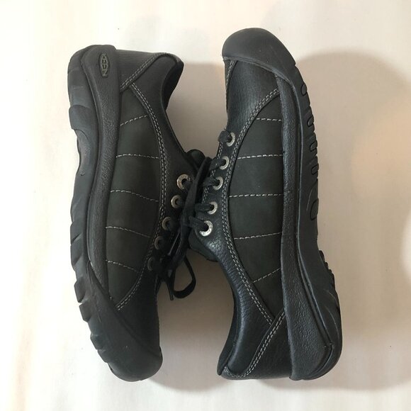 KEEN Women's Leather Low Top Sneaker Size 7 Black - Picture 10 of 12